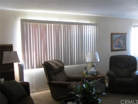 27175 Cypress St, Highland, CA 92346 photo 5