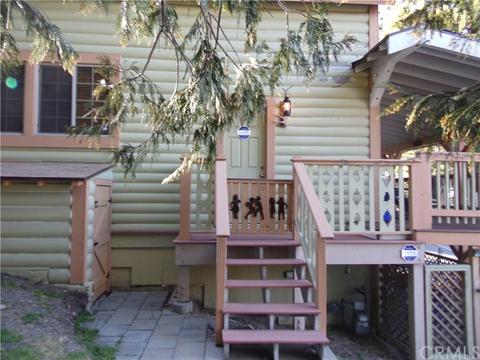 22747 Waters Dr, Crestline, CA 92325 photo 4