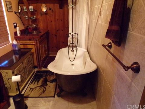22747 Waters Dr, Crestline, CA 92325 photo 22