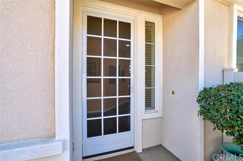 995 Blackhawk Dr, Beaumont, CA 92223 photo 4