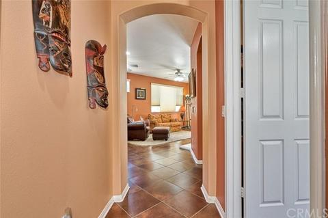995 Blackhawk Dr, Beaumont, CA 92223 photo 12