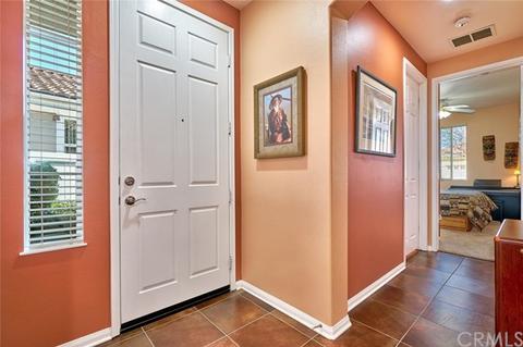 995 Blackhawk Dr, Beaumont, CA 92223 photo 5