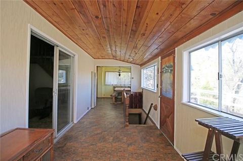 23624 Manzanita Dr, Crestline, CA 92325 photo 5