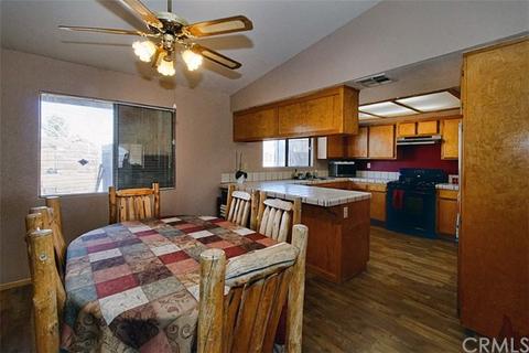 22638 South Rd, Apple Valley, CA 92307 photo 7
