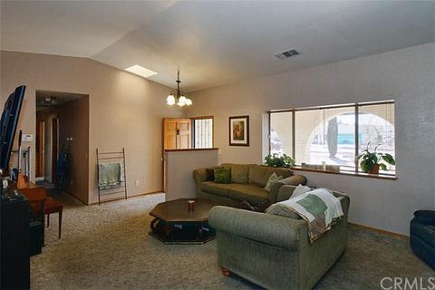 22638 South Rd, Apple Valley, CA 92307 photo 6