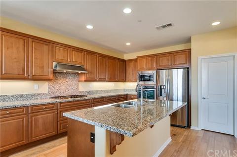 3237 Vista Pointe, Riverside, CA 92503 photo 9