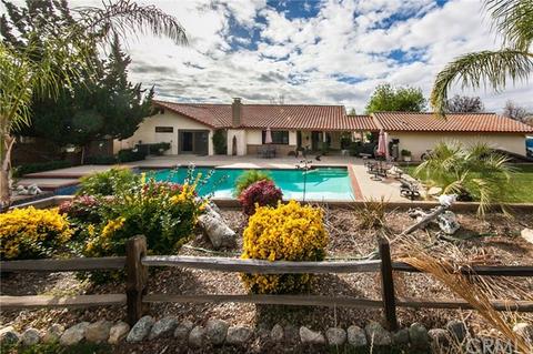 35930 Date Ave, Yucaipa, CA 92399 photo 23