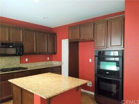 1363 Aztec Ct, Beaumont, CA 92223 photo 5