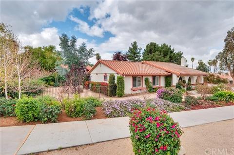 150 Carmody St, Redlands, CA 92373 photo 3