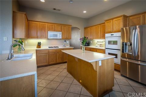35316 Shade Tree Rd, Yucaipa, CA 92399 photo 14