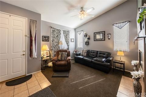 375 Falling Leaf Ln, Banning, CA 92220 photo 5