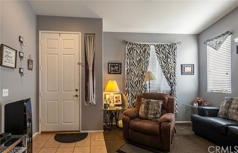 375 Falling Leaf Ln, Banning, CA 92220 photo 4