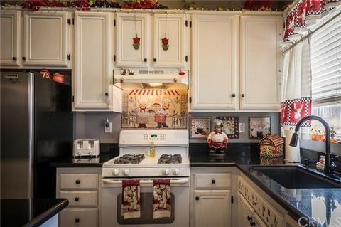 375 Falling Leaf Ln, Banning, CA 92220 photo 10