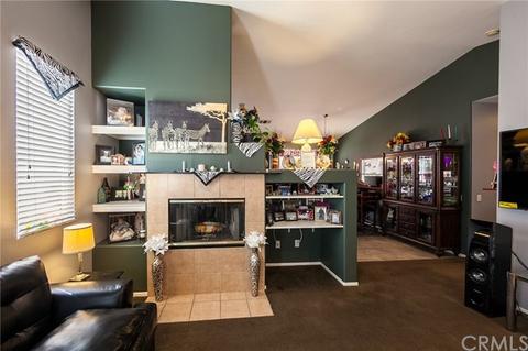 375 Falling Leaf Ln, Banning, CA 92220 photo 7