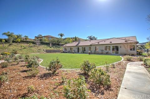 800 Creekside Dr, Redlands, CA 92373 photo 35
