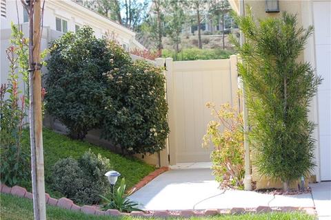 311 Spanos Park, Beaumont, CA 92223 photo 2