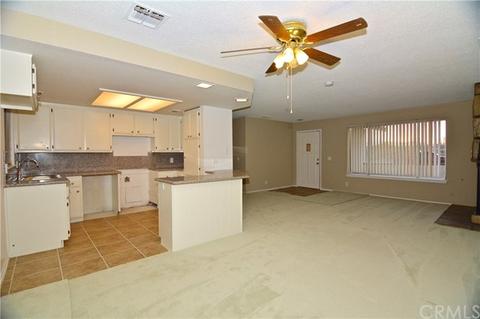 10565 9th Ave, Hesperia, CA 92345 photo 4