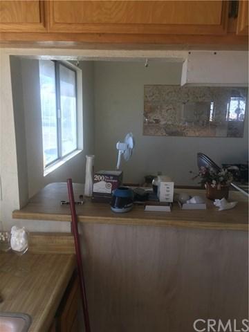 10880 White Rd, Phelan, CA 92371 photo 5