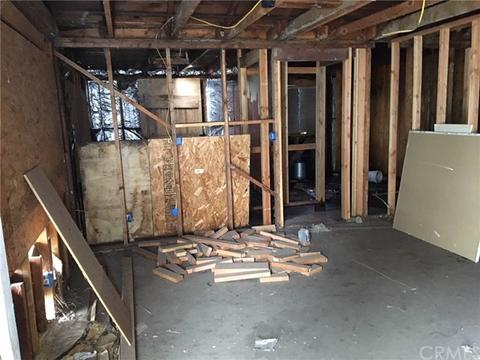 337 N Clifford Ave, Rialto, CA 92376 photo 3