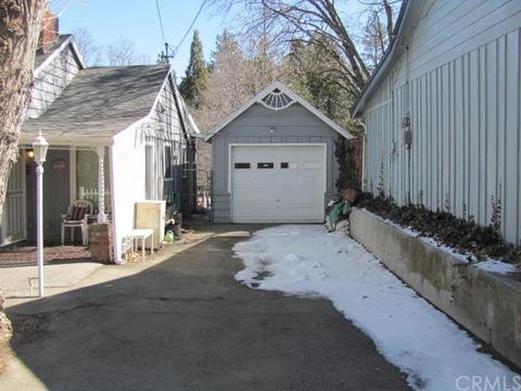 22622 Waters Dr, Crestline, CA 92325 photo 3
