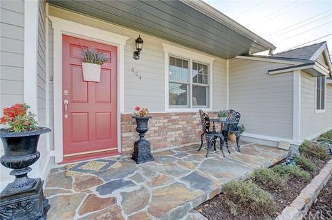 604 Via Vista Dr, Redlands, CA 92373 photo 2