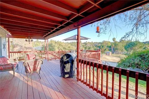 604 Via Vista Dr, Redlands, CA 92373 photo 44