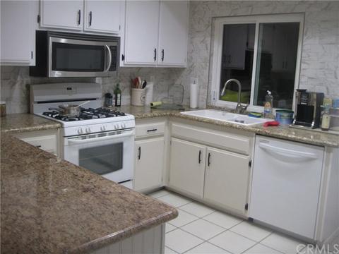836 W Montrose St, Bloomington, CA 92316 photo 8