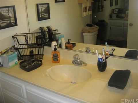 836 W Montrose St, Bloomington, CA 92316 photo 16