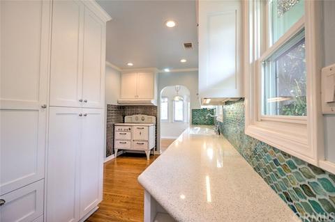 55 N Buena Vista St, Redlands, CA 92373 photo 16
