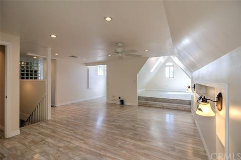 55 N Buena Vista St, Redlands, CA 92373 photo 28