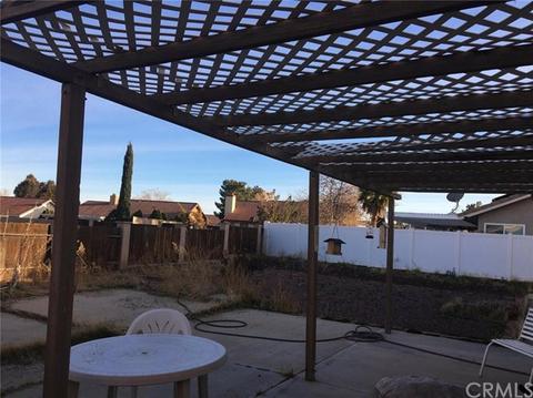 8567 Crescent Dr, Hesperia, CA 92344 photo 6