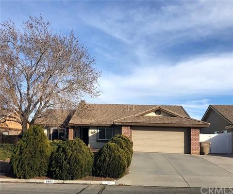 8567 Crescent Dr, Hesperia, CA 92344 photo 1