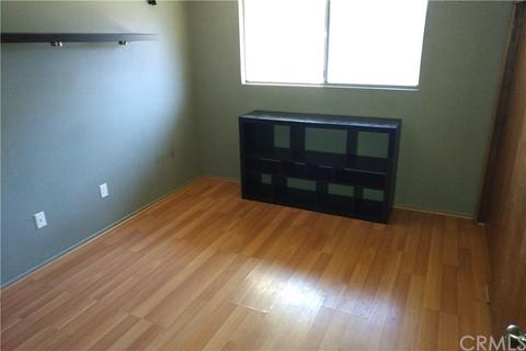 5458 Sunnyside Dr, Riverside, CA 92504 photo 8