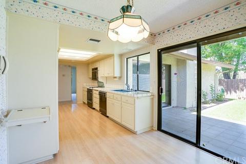 149 E Palm Lane Dr, Redlands, CA 92373 photo 10