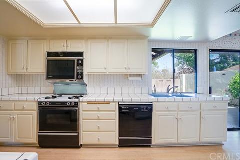 149 E Palm Lane Dr, Redlands, CA 92373 photo 12