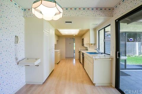 149 E Palm Lane Dr, Redlands, CA 92373 photo 9