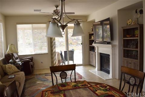 483 Harvard Peak, Beaumont, CA 92223 photo 3