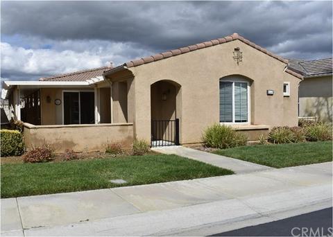 1640 Lewis Crk, Beaumont, CA 92223 photo 1