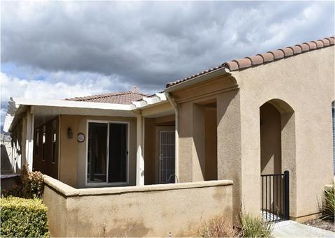 1640 Lewis Crk, Beaumont, CA 92223 photo 2