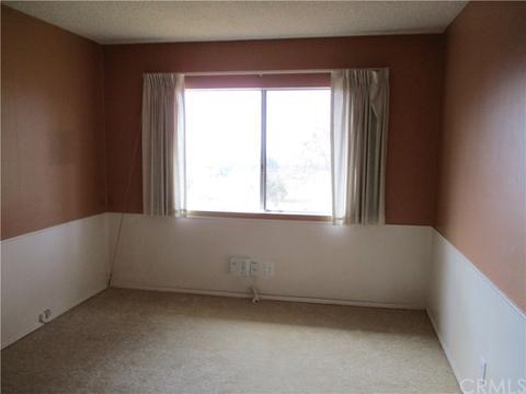 11772 Grant Dr, Yucaipa, CA 92399 photo 9