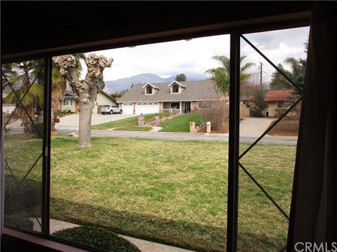 11772 Grant Dr, Yucaipa, CA 92399 photo 4