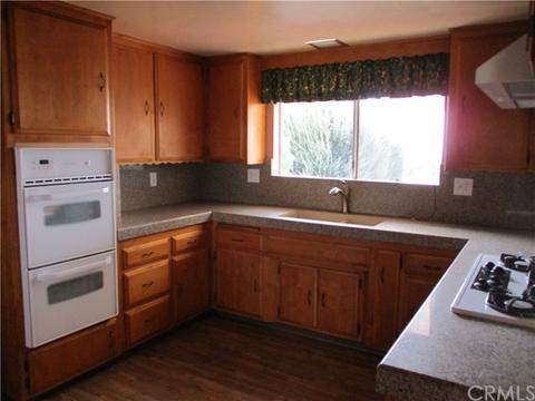 11772 Grant Dr, Yucaipa, CA 92399 photo 6
