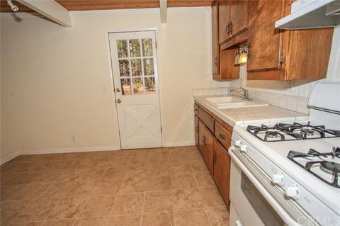 824 Elm St, Big Bear Lake, CA 92315 photo 11