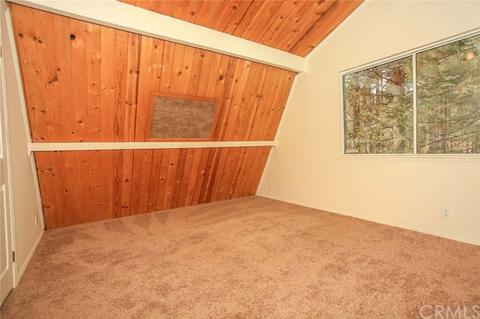 824 Elm St, Big Bear Lake, CA 92315 photo 4
