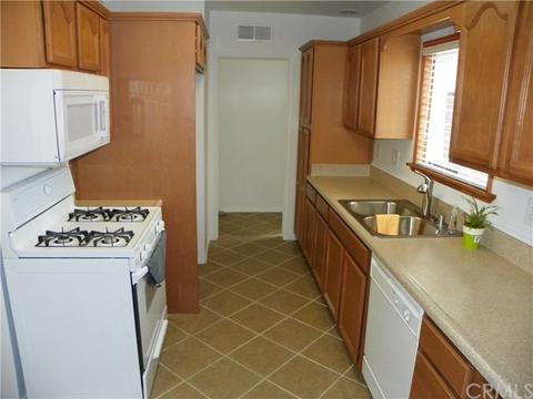 26678 Union St, Highland, CA 92346 photo 6