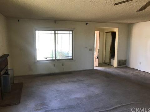 27739 21st St, Highland, CA 92346 photo 4