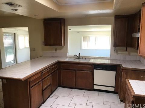 27739 21st St, Highland, CA 92346 photo 7