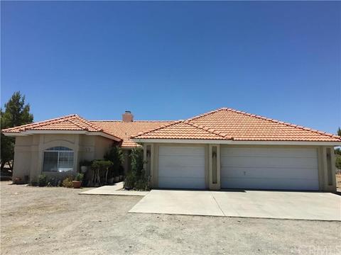 9828 Mango St, Phelan, CA 92371 photo 1