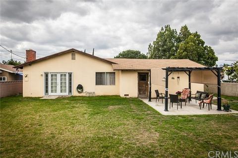 1316 Topaz Ct, Colton, CA 92324 photo 6