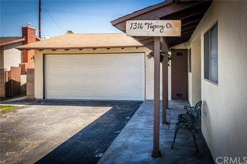 1316 Topaz Ct, Colton, CA 92324 photo 2